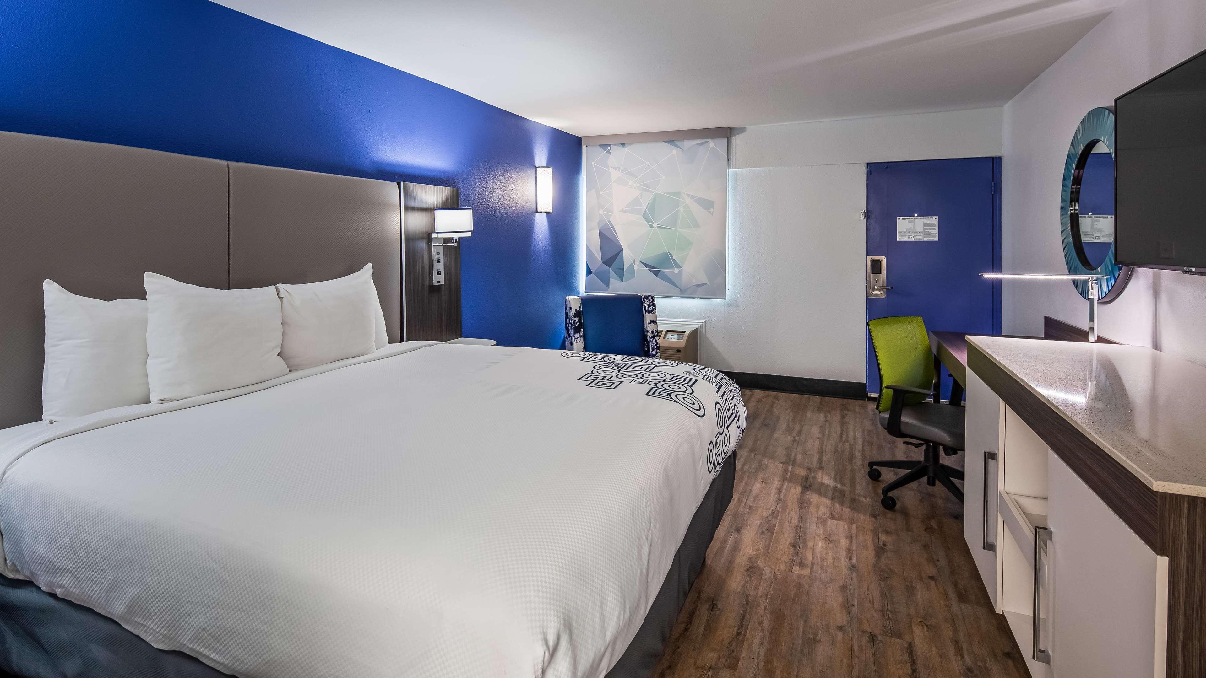Surestay Plus Hotel By Best Western Sacramento Cal Expo Eksteriør bilde