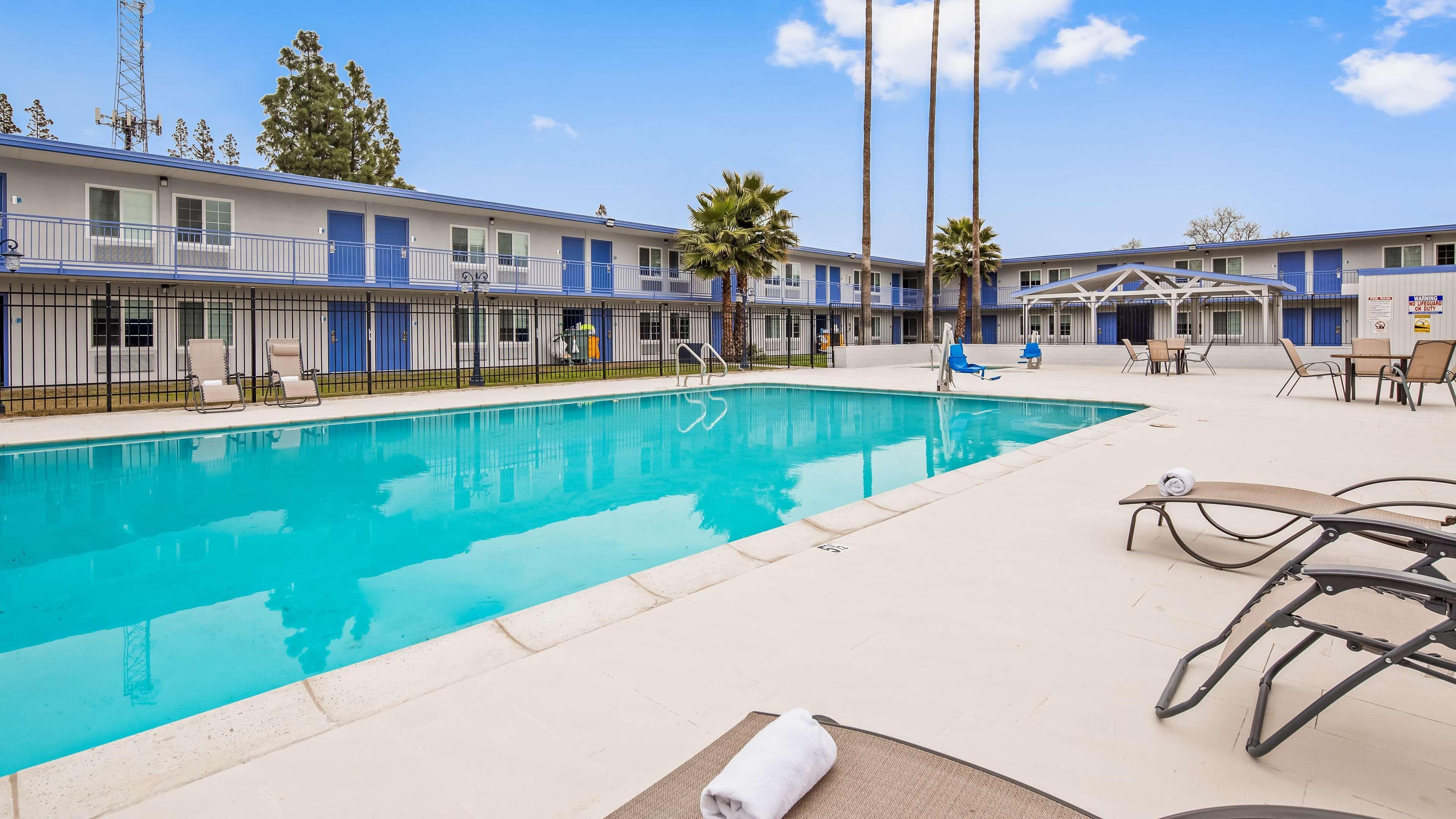 Surestay Plus Hotel By Best Western Sacramento Cal Expo Eksteriør bilde