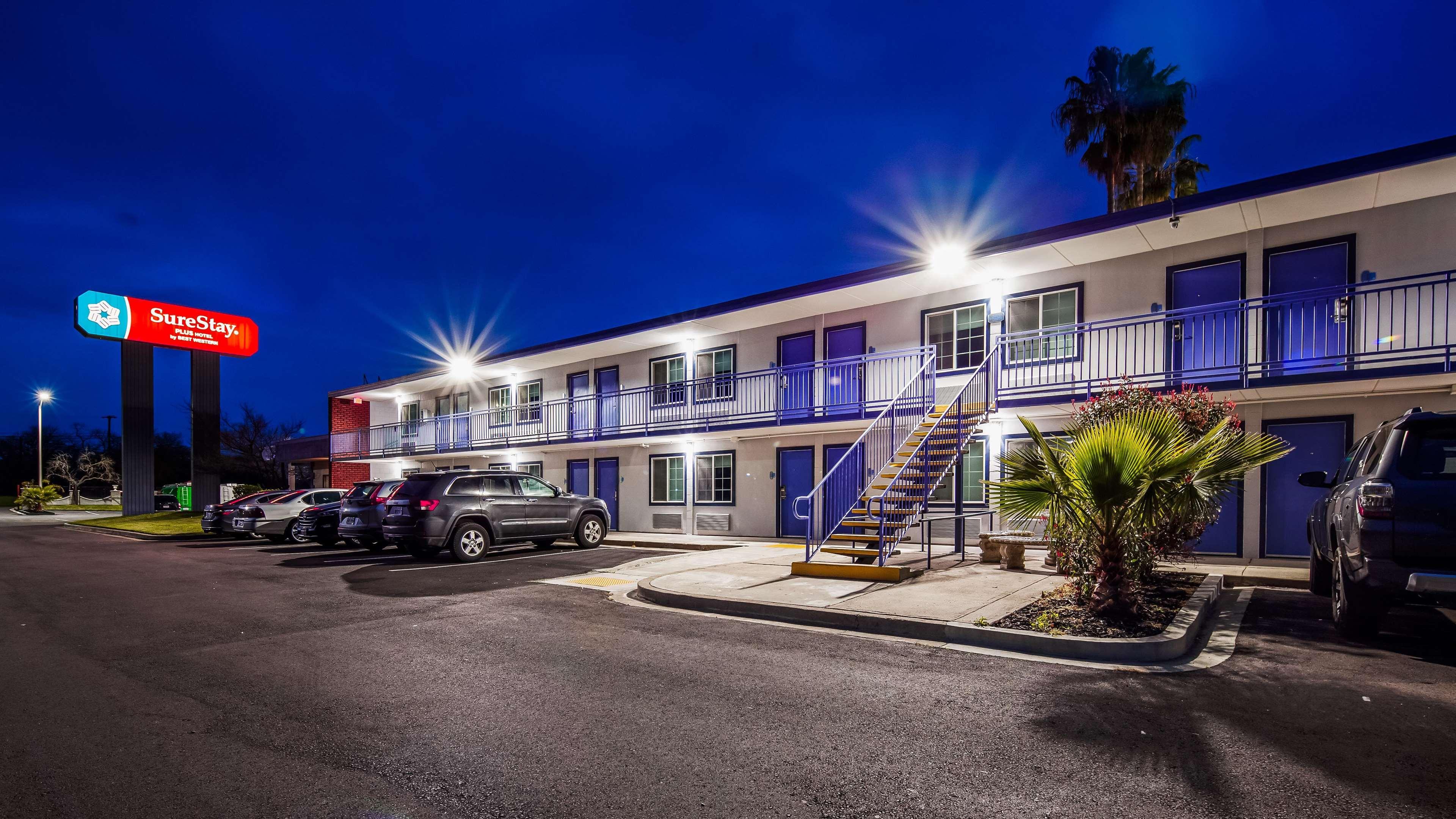 Surestay Plus Hotel By Best Western Sacramento Cal Expo Eksteriør bilde