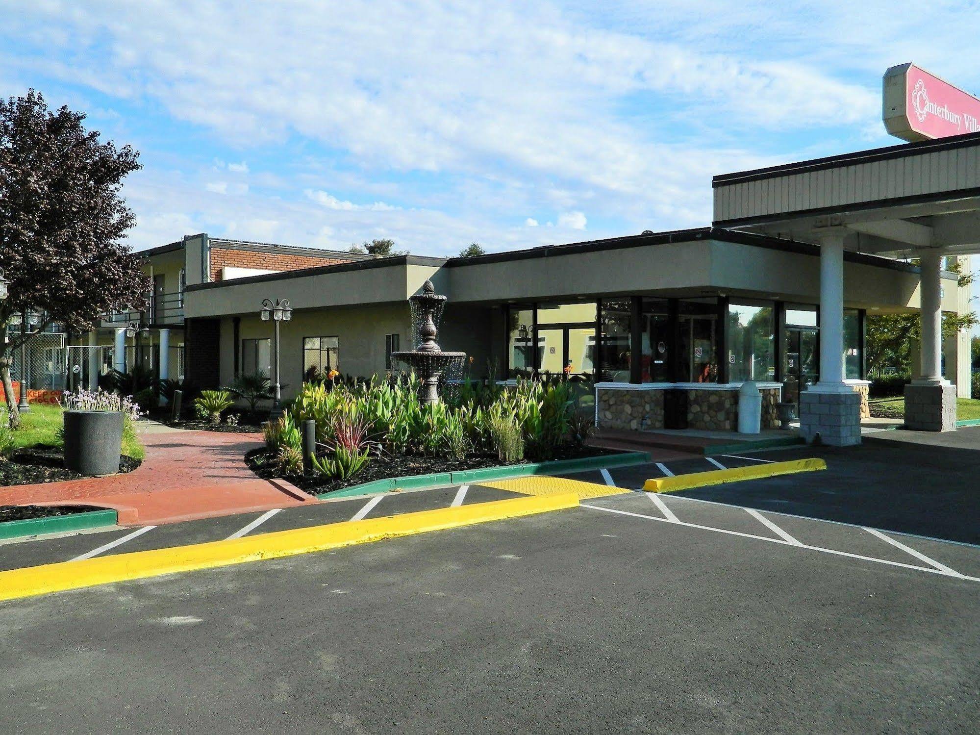 Surestay Plus Hotel By Best Western Sacramento Cal Expo Eksteriør bilde