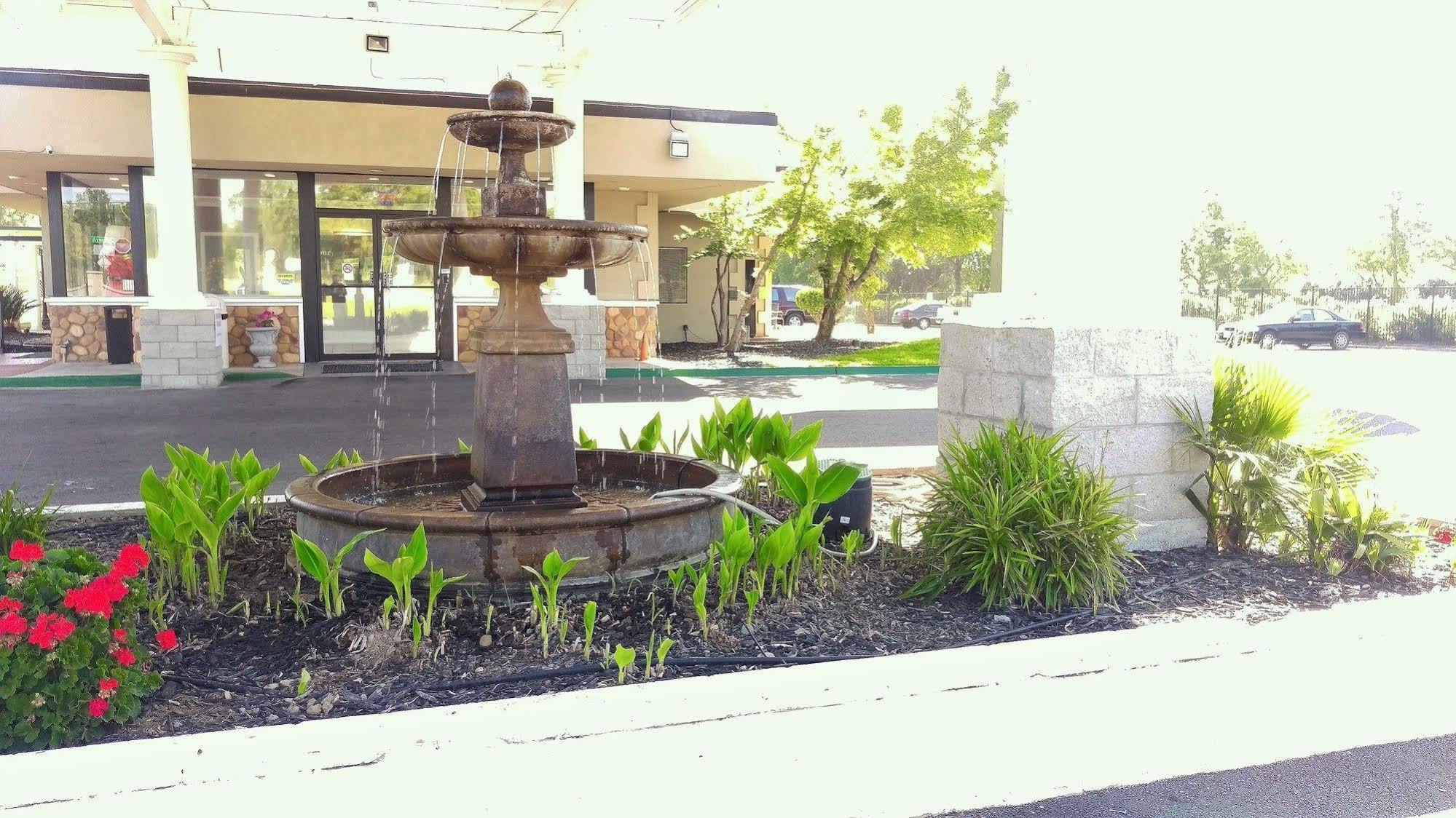 Surestay Plus Hotel By Best Western Sacramento Cal Expo Eksteriør bilde